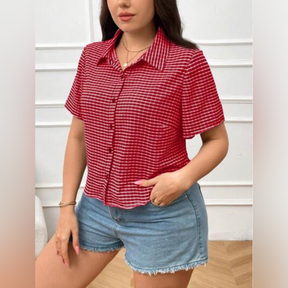 Vintage red plaid short sleeve button down shirt very stretchy | size S